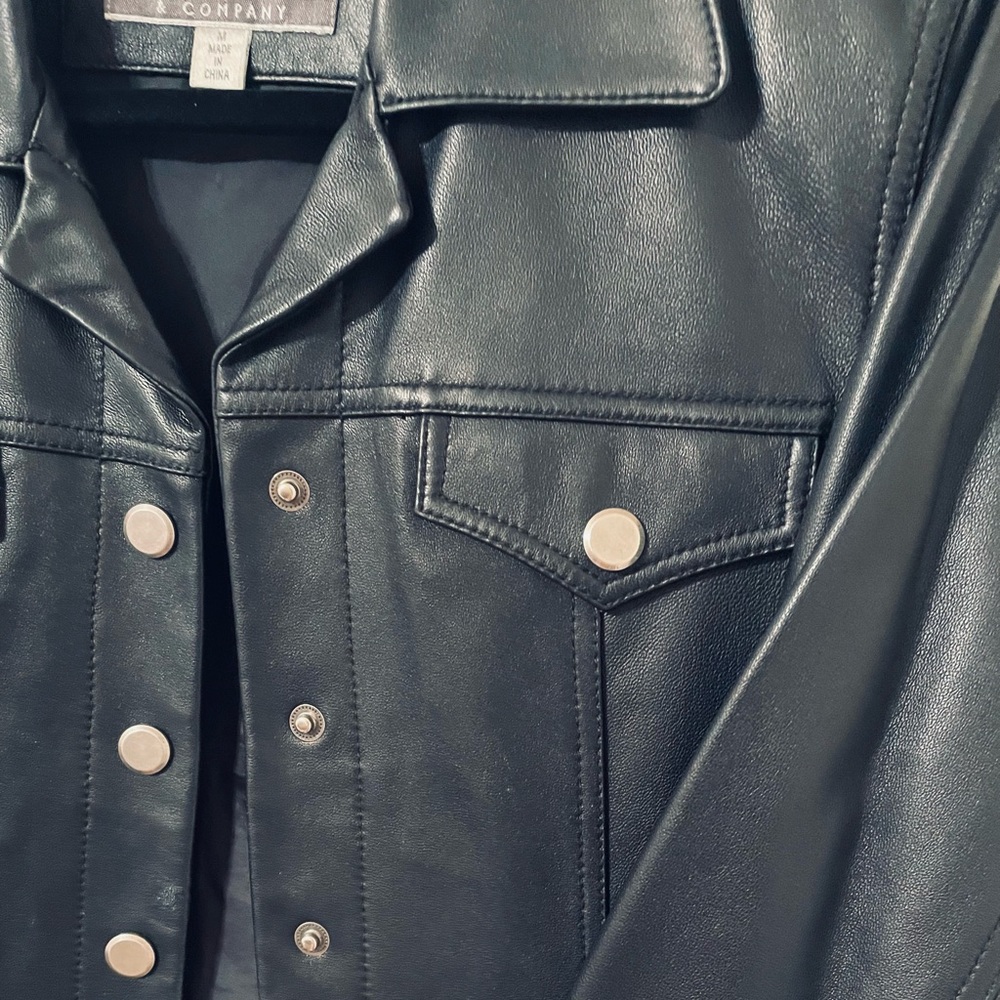 Nine & Company Flawless Women’s 100% Leather Jacket SZ Medium